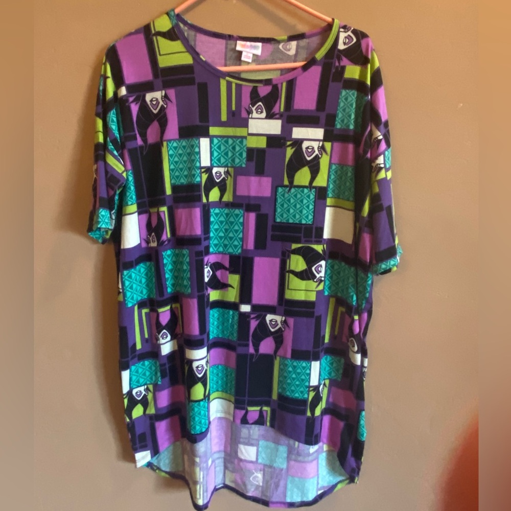 Lula Roe NWOT Maleficent Top Women small black purple multi polyester spandex